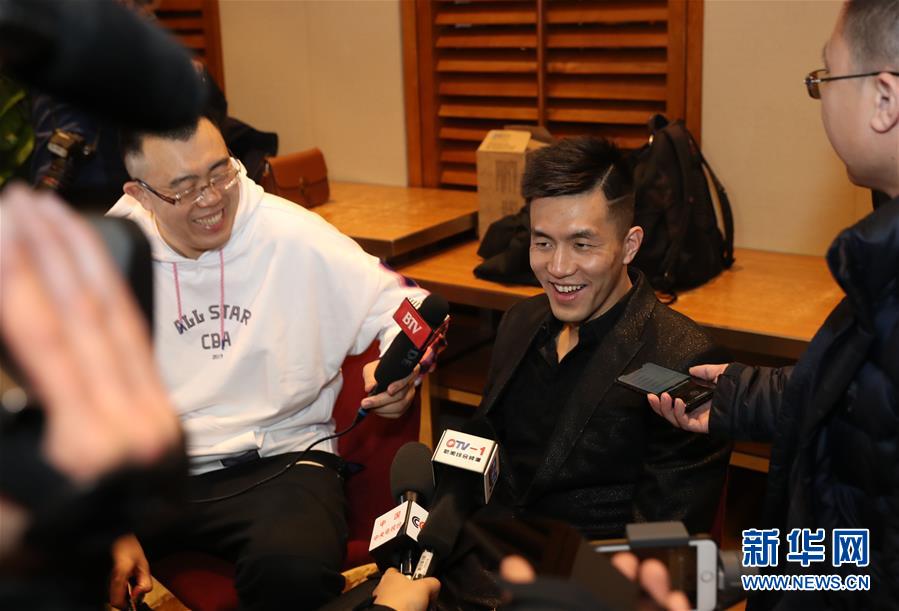 对运动员的