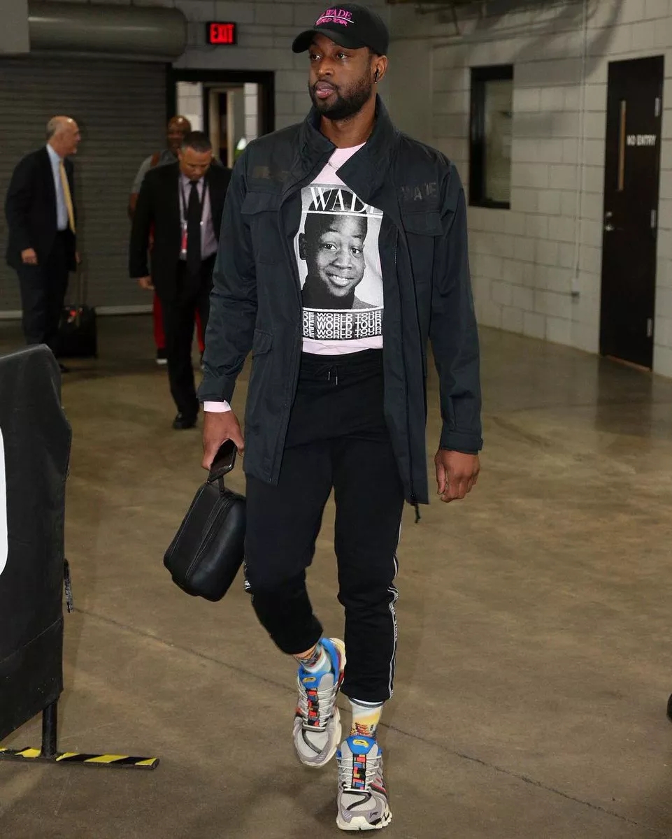 比立刻听低 比立刻听低